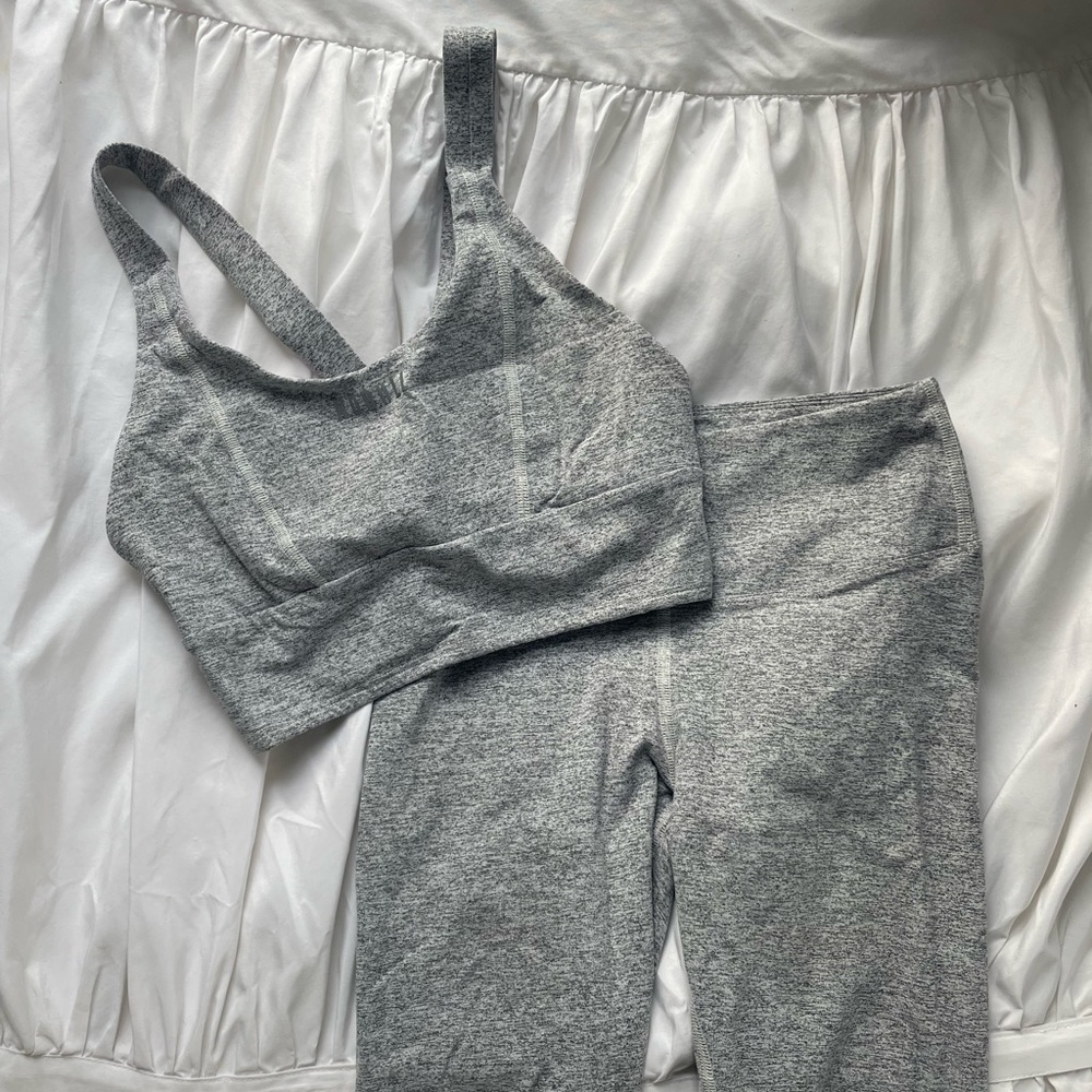White Heather NOBULL SET🤍 Women’s small
